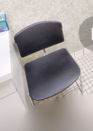 [#B4-8] Cafe chair