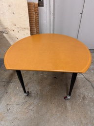 [#C4-3] Semi-Circular Table 