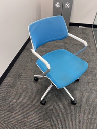 [#B13-9] Baby blue chair white arms