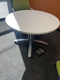 [#C2-24] 42" round table white silver x base