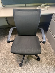 [#B8-16] Black Chair