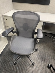 [#B13-8] Black and grey mesh seat and back task chair