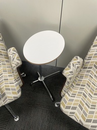 [#C11-18] Side table with white top