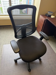 [#B13-82] DESK CHAIR