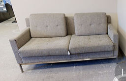 [#B6-11] 2-seat grey couch