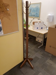 [#I5-8] Free standing wood coat rack