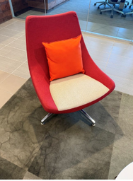 [#B12-1] LOUNGE CHAIRS - RED W/ WHIE SEAT