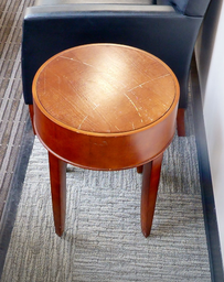 [#C11-15] Round side table