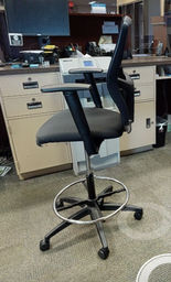 [#B13-4] Telller task chair w/arms
