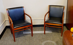 [#B9-4] Black guest chair