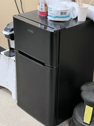 [#G9-Picture #66] Mini Black Refrigerator