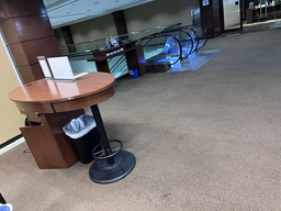 [#E5-Picture #73] Standing Height Work Desk