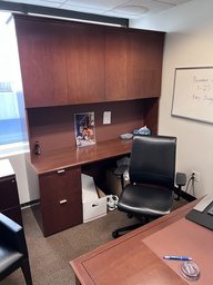 [#E3-Picture #81] Wood Desk Return (hutch separate)