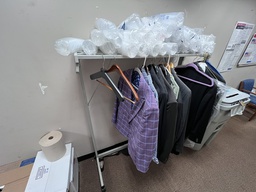 [#I5-Picture #97] Mobile Coat Rack