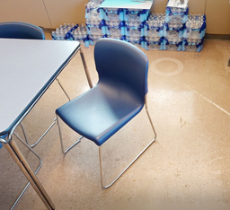 [#B4-9] Blue cafe chair