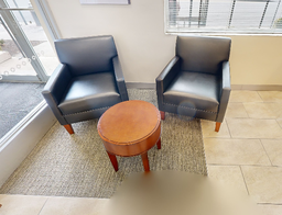[#B12-3] Black lounge chair