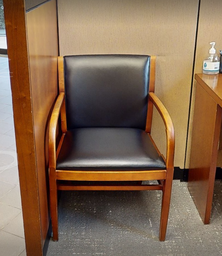 [#B9-4] Black guest chair