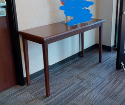 [#C11-10] entrance table