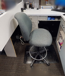 [#B12-13] teller stool