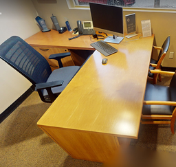 [#E6-3] L-shaped desk
