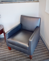 [#B12-5] Black lounge chair