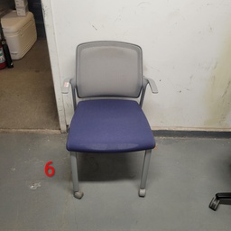 [#B13-6] Grey Mesh Back Blue Cushion with Casters