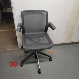 [#B13-30] Charcoal Gray Mesh Task Chair