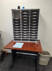 [#I9-13] METAL MAIL SORTER