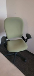 [#B13-14] Leap Chair Hi-back Green