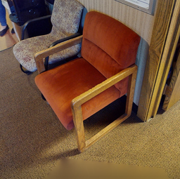 [#B9-10] Red guest chair