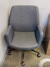 [#B5-7] Conference chair, mobile