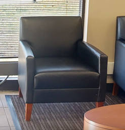 [#B12-5] Navy lounge chair