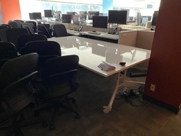 [#F8-19] Whiteboard Rolling Table