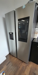 [#G10-60] American style fridge freezer