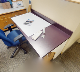 [#E2-11] Desk (no peds)