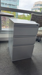 [#D16-1a] Grey BBF Pedestals
