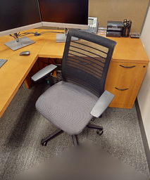 [#B13-3] Task chair, with arms