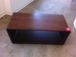 [#C3-72] bernhardt coffee table