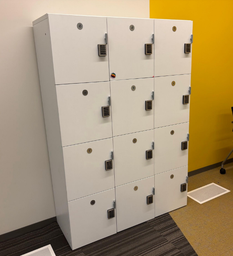 [#D15] Wood lockers