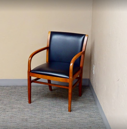 [#B9-5] Black guest chair