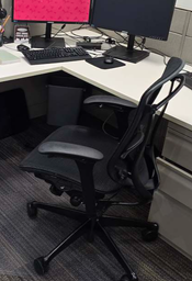 [#B13-8] Desk Chair