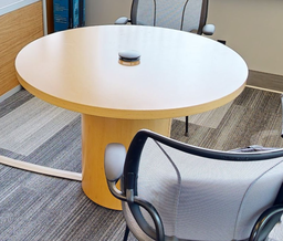 [#C4-22] Round huddle wood table