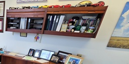 [#D19] Overhead cabinet