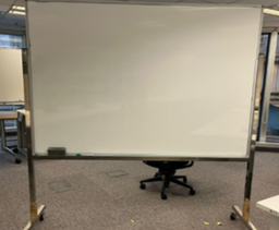 [#F4-25] Mobile Whiteboard
Aluminium frame with castors