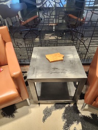 [#C11-2] Metal Side Table