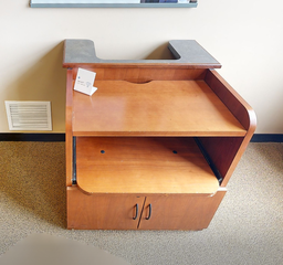 [#D21-11] Large storage cabinet