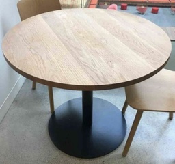 [#C2-pic_012] Round wood top table