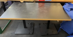 [#C4-pic_037] Black rectangular table