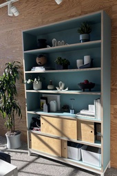 [#D4-pic_112] Large teal shelf