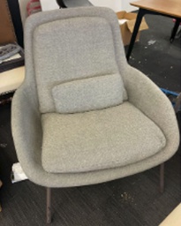 [#B12-pic_117] Grey lounge chair